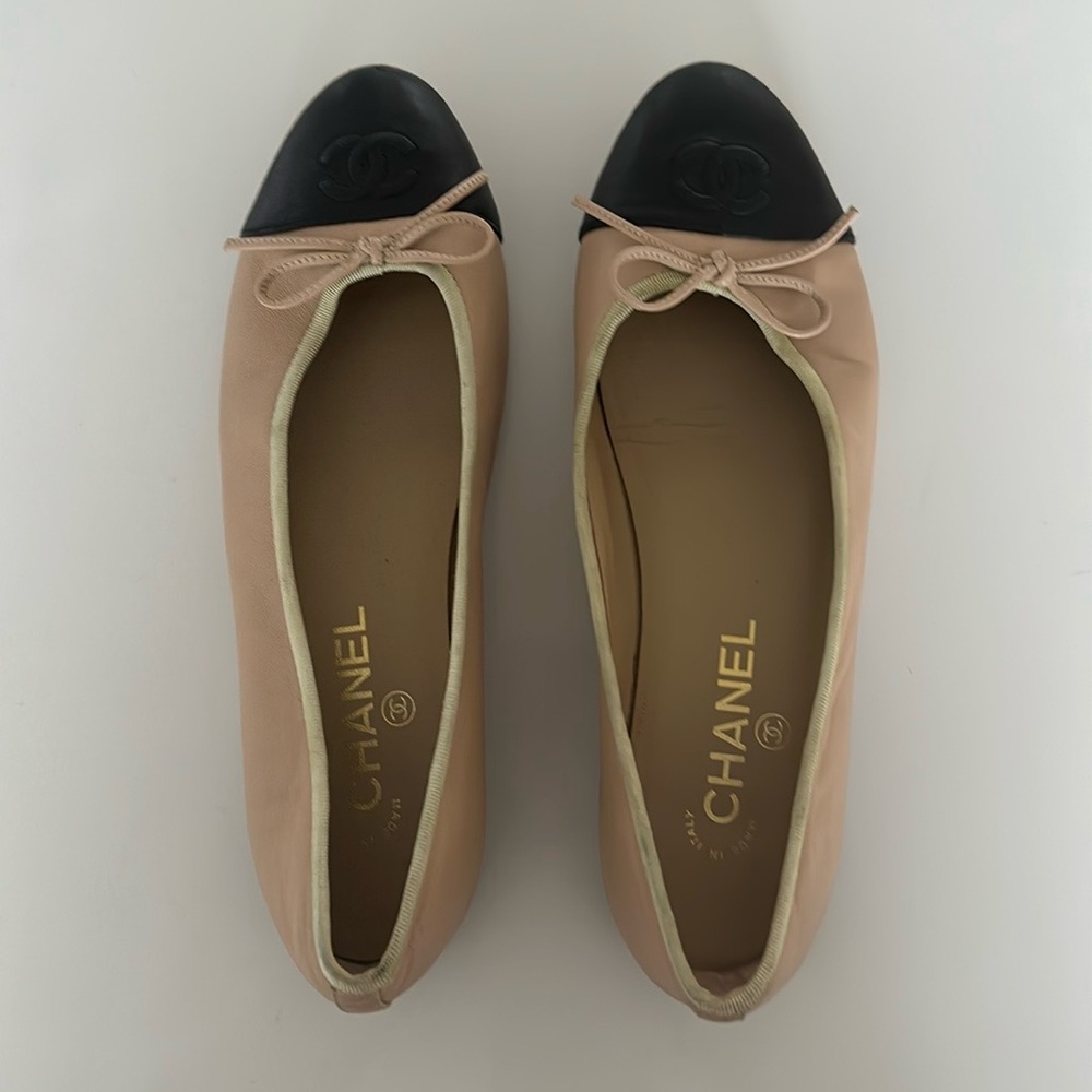 Chanel Ballerina Flats Black/Nude